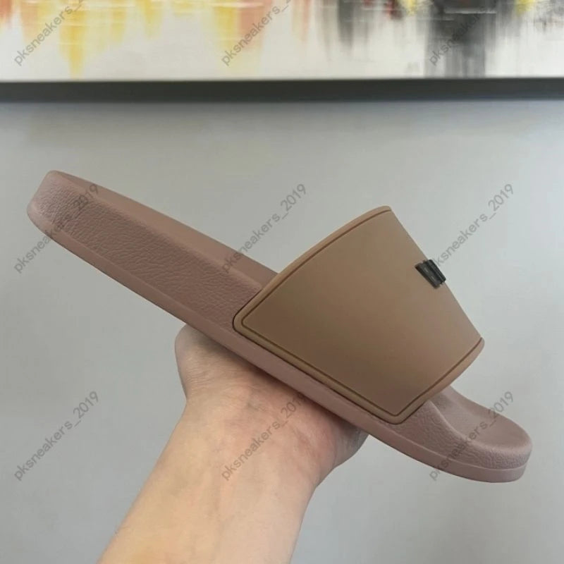 2025 Summer New Men's and Women's Same Style Fashionable, Simple and Casual Beach Sandals