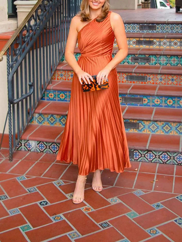 2026 spring/summer new solid color waist cinching sexy temperament elegant single shoulder sloping collar pleated long dress