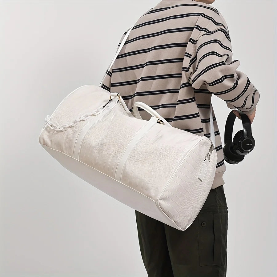 Large Capacity Retro Crocodile-Textured Duffel Bag with Adjustable Shoulder Strap, Stylish Gym, Weekender & Overnight Bag