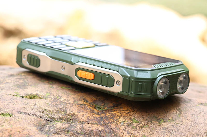 Unlocked GSM Speed Dial featured phone MP3 MP4 mobile Phones Double Strong Light Flashlight FM Radio Cheap Russian keyboard