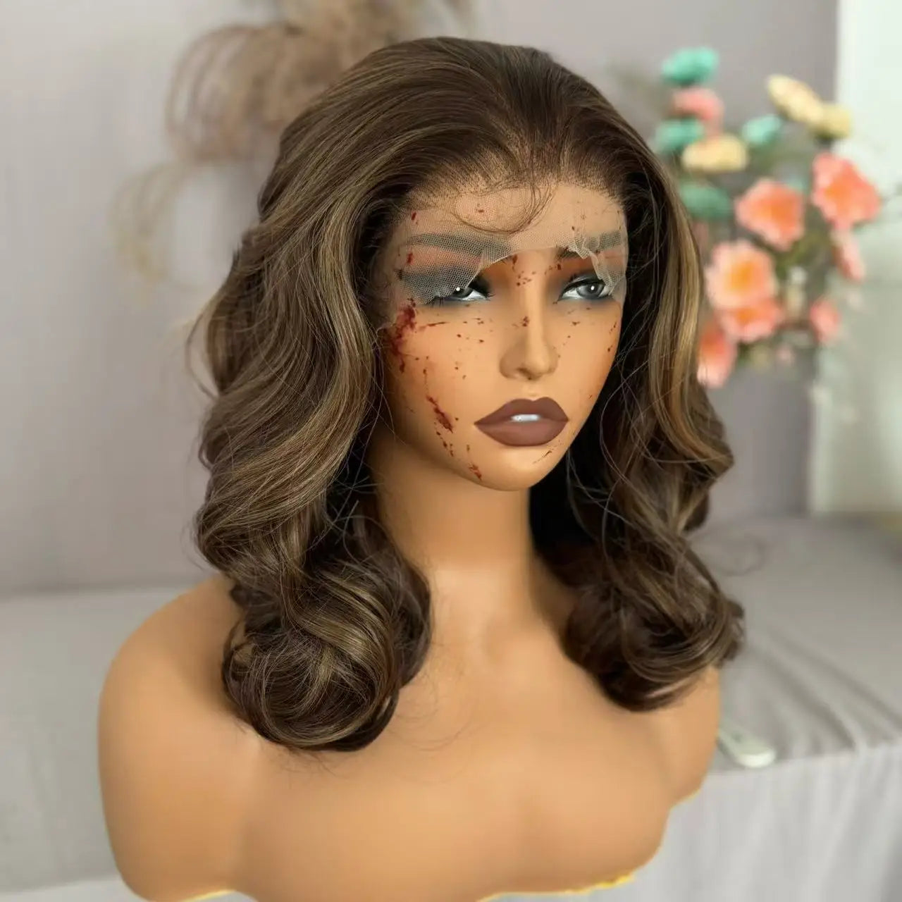 Hot Selling Pre Plucked Hairline 613# Kinky Straight Heat Resistant Glueless Synthetic Lacefront Wig for Black Womens Daily Use