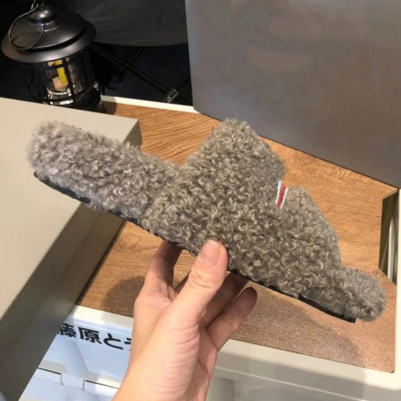 2025 Summer New Men's and Women's Same Style Fashionable, Simple and Casual Beach Sandals