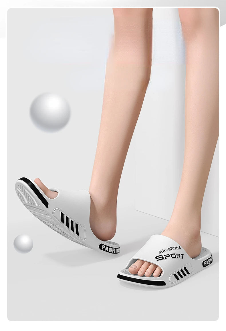 Fashion Men's Slippers Soft Sole Non-slip Men Flip Flops Comfortable Large Size Outdoor Beach Sandals Man Home Bathroom Slippers