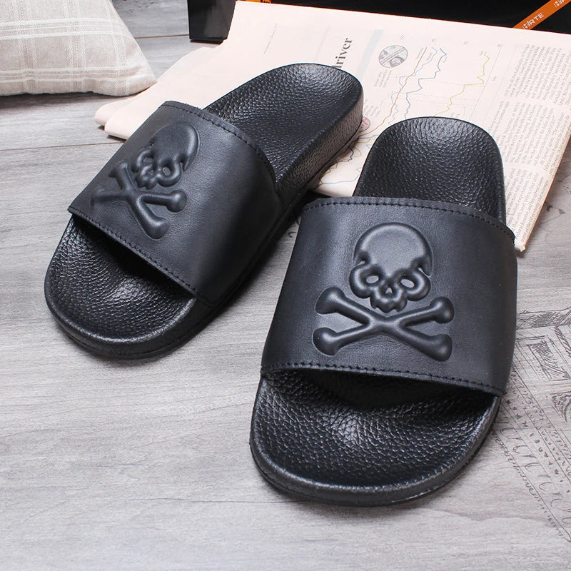 2025 New Arrival Men Genuine Leather Skull Slippers Men's Solid Flat Non-slip Rubber Soles Metal Skull Slides Unisex
