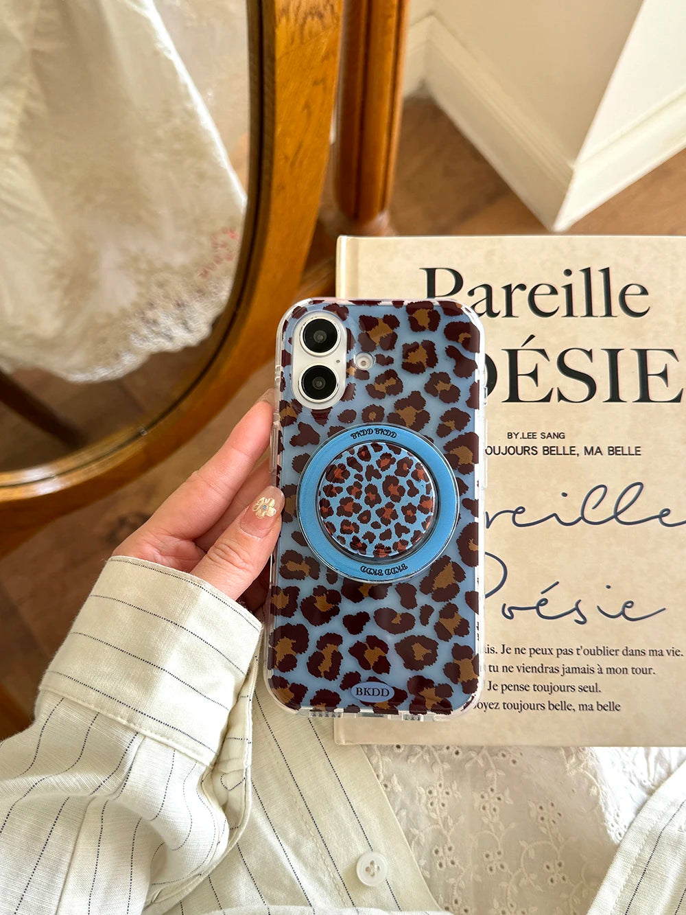 3D Luxury Leopard For Magsafe Grip Tok Phone Case for IPhone 17 16 15 13 Pro Max Wireless Charge Magnetic Stand Holder Cover