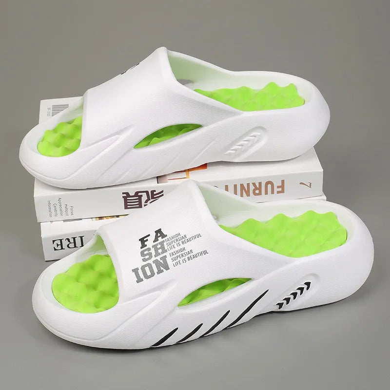 Summer Men's Slippers Massage Slippers EVA Lightweight Beach Casual Shoes Indoor Soft Sole Slippers Platform Outdoor Men Sandals