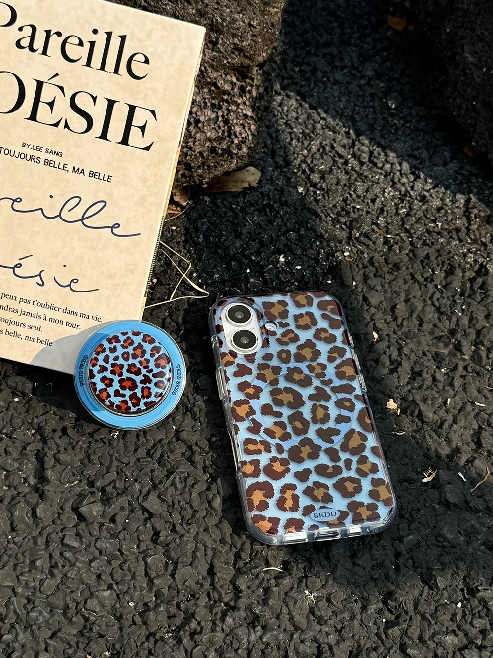 3D Luxury Leopard For Magsafe Grip Tok Phone Case for IPhone 17 16 15 13 Pro Max Wireless Charge Magnetic Stand Holder Cover