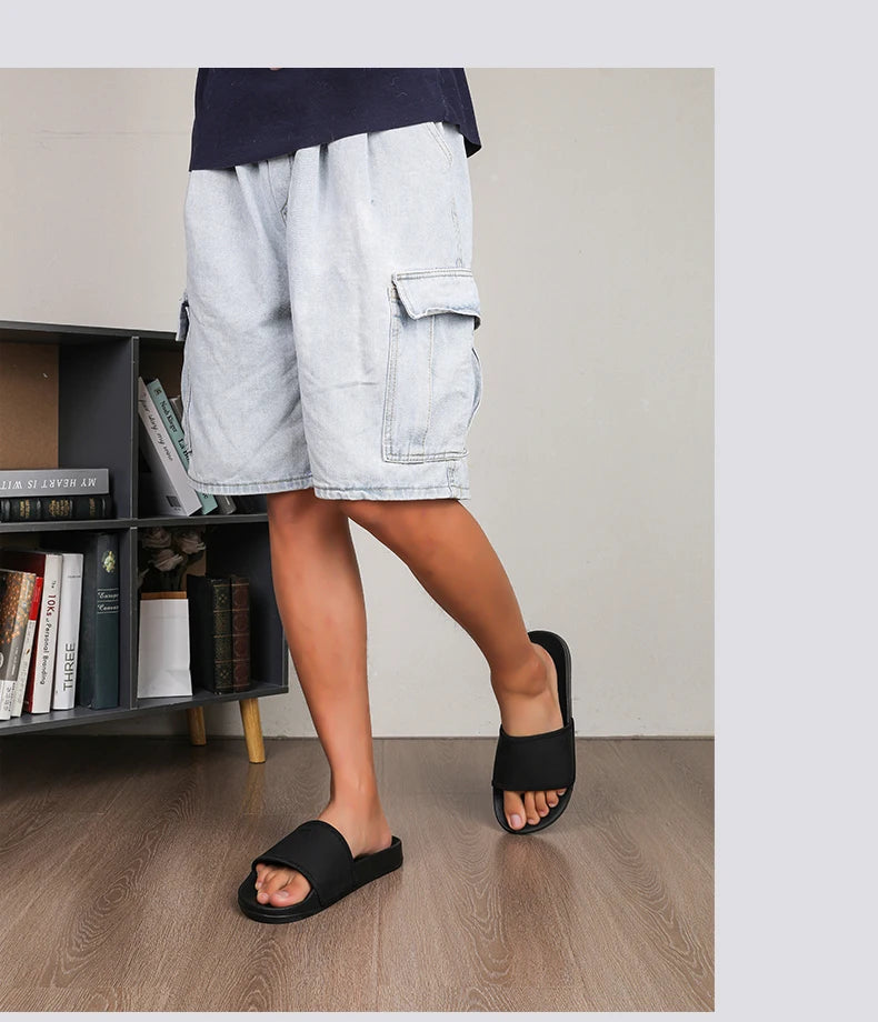 Mens Slides Fashion Summer Luxury Slippers Cushion Beach Solid Slides Indoor Bathroom Anti Slip House Male Sandals