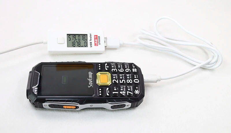 Unlocked GSM Speed Dial featured phone MP3 MP4 mobile Phones Double Strong Light Flashlight FM Radio Cheap Russian keyboard