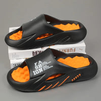 Summer Men's Slippers Massage Slippers EVA Lightweight Beach Casual Shoes Indoor Soft Sole Slippers Platform Outdoor Men Sandals