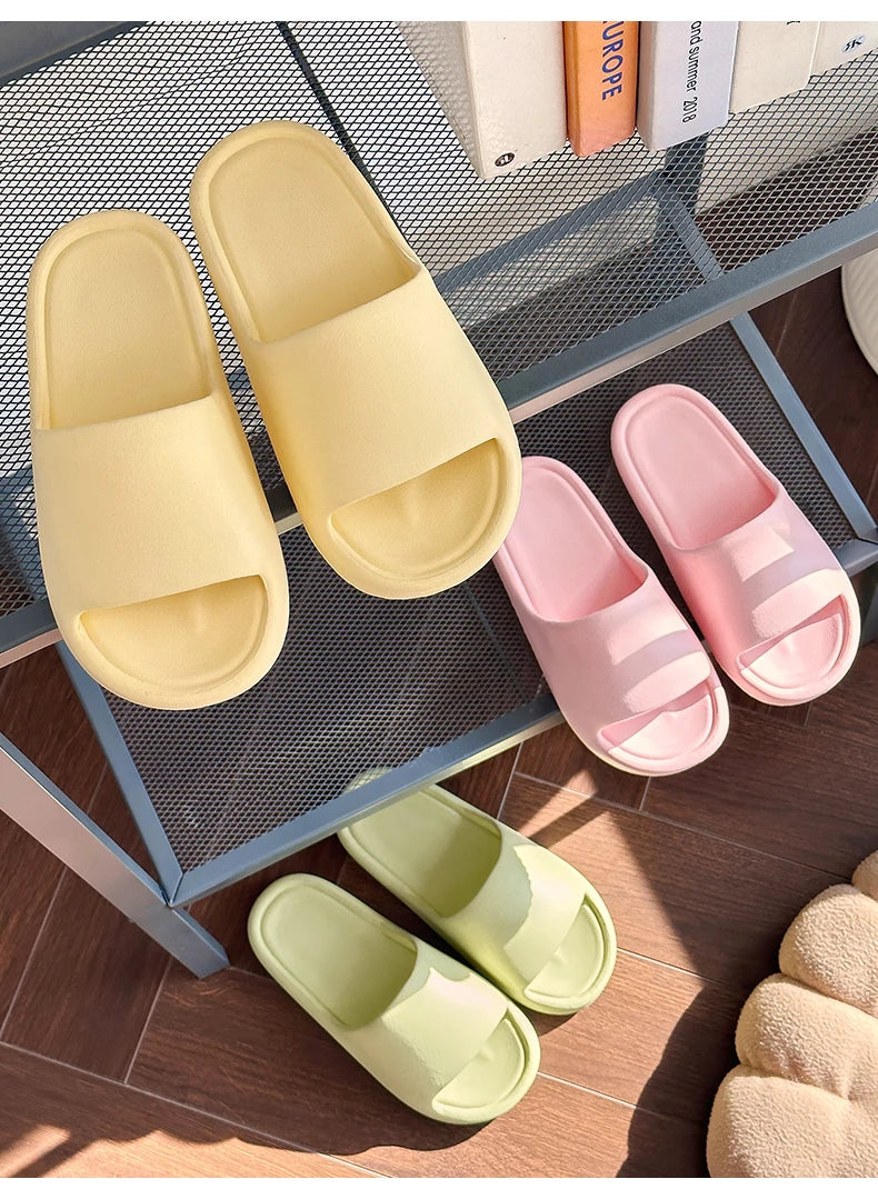 Fashion Men's Summer Ligtweight EVA Indoor Home Sandals Slippers Shoes Men Slippers Outdoor Students Women Comfortable Slides