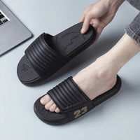 Summer Men's Sandals Fashionable Casual Beach Holiday Slippers Men's Lightweight Shoes New Outdoor Comfortable Casual Sandals