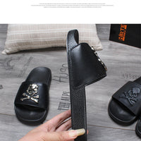 2025 New Arrival Men Genuine Leather Skull Slippers Men's Solid Flat Non-slip Rubber Soles Metal Skull Slides Unisex