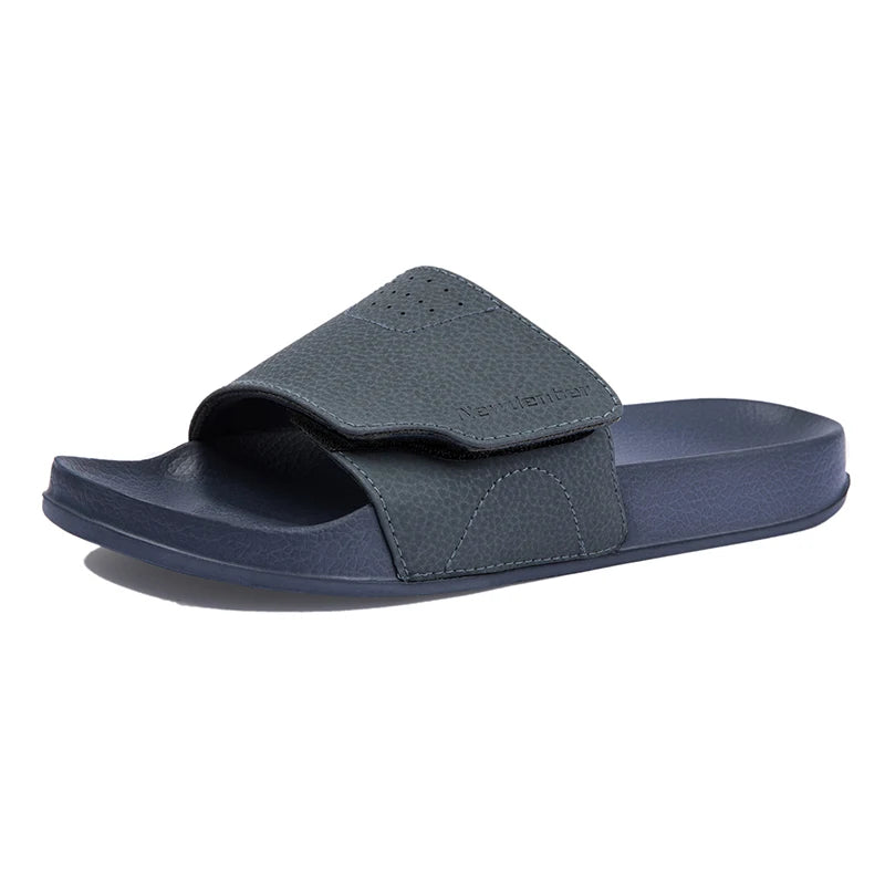 New Men Thick Bottom Slippers Platform Bathroom Slides Non Slip Trend Designer Shoes Female Beach Shoes Flip Flops Men Sandals