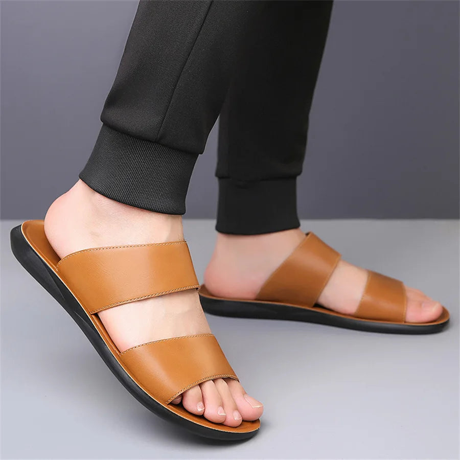 2025 Summer New Men's Slippers Fashion Leather Casual Slipper Outdoor Non Slip Flat Beach Sandals for Men Designer Male Shoes
