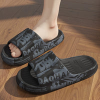 QYCKABY Fashion Printing Mens Slipper Trend Home Slides 2025 New Sandals Anti slip Cosy Soft Shoes Unisex Flip Flops Indoor Flat