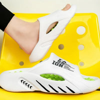 Summer Men's Slippers Massage Slippers EVA Lightweight Beach Casual Shoes Indoor Soft Sole Slippers Platform Outdoor Men Sandals