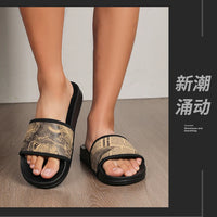 Mens Slides Fashion Summer Luxury Slippers Cushion Beach Solid Slides Indoor Bathroom Anti Slip House Male Sandals