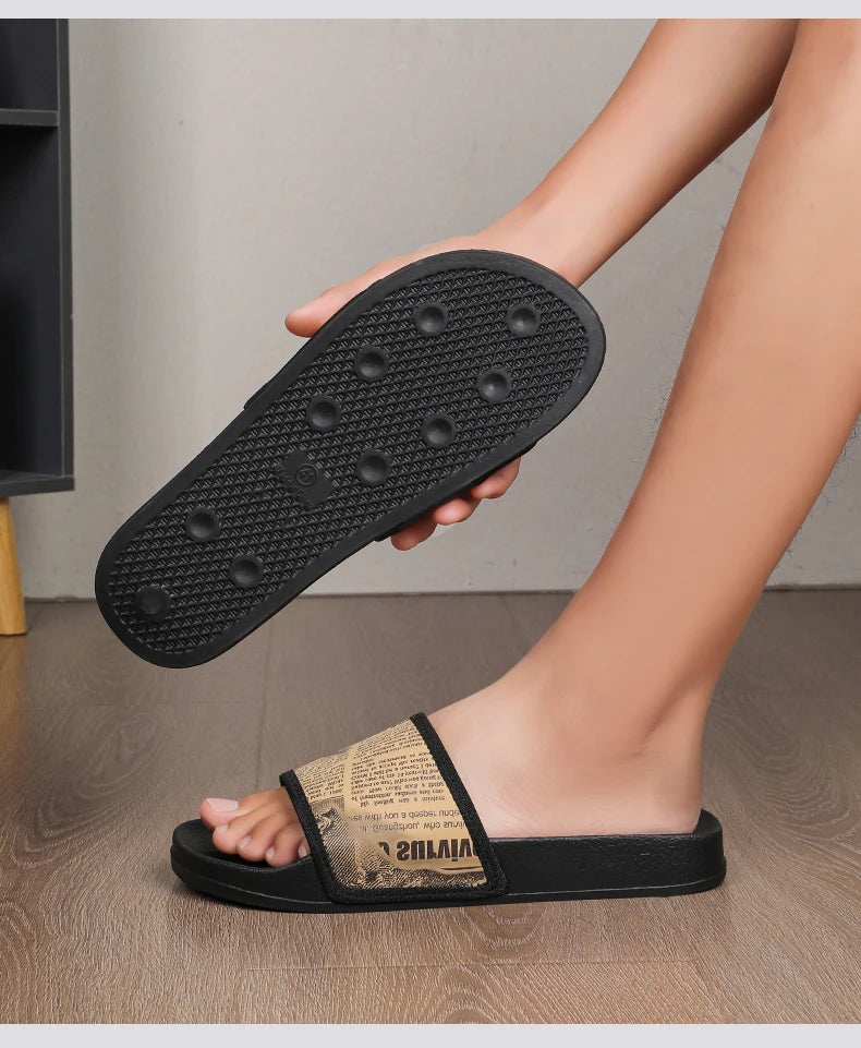 Mens Slides Fashion Summer Luxury Slippers Cushion Beach Solid Slides Indoor Bathroom Anti Slip House Male Sandals