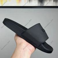 2025 Summer New Men's and Women's Same Style Fashionable, Simple and Casual Beach Sandals