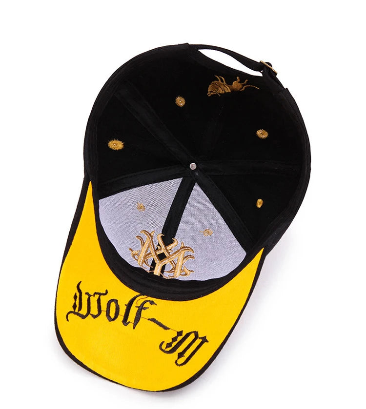 2025 New totem Flame Baseball Cap Men's women's European and American net red Cap Spring and Summer Sun Shading Smbroidered Hat