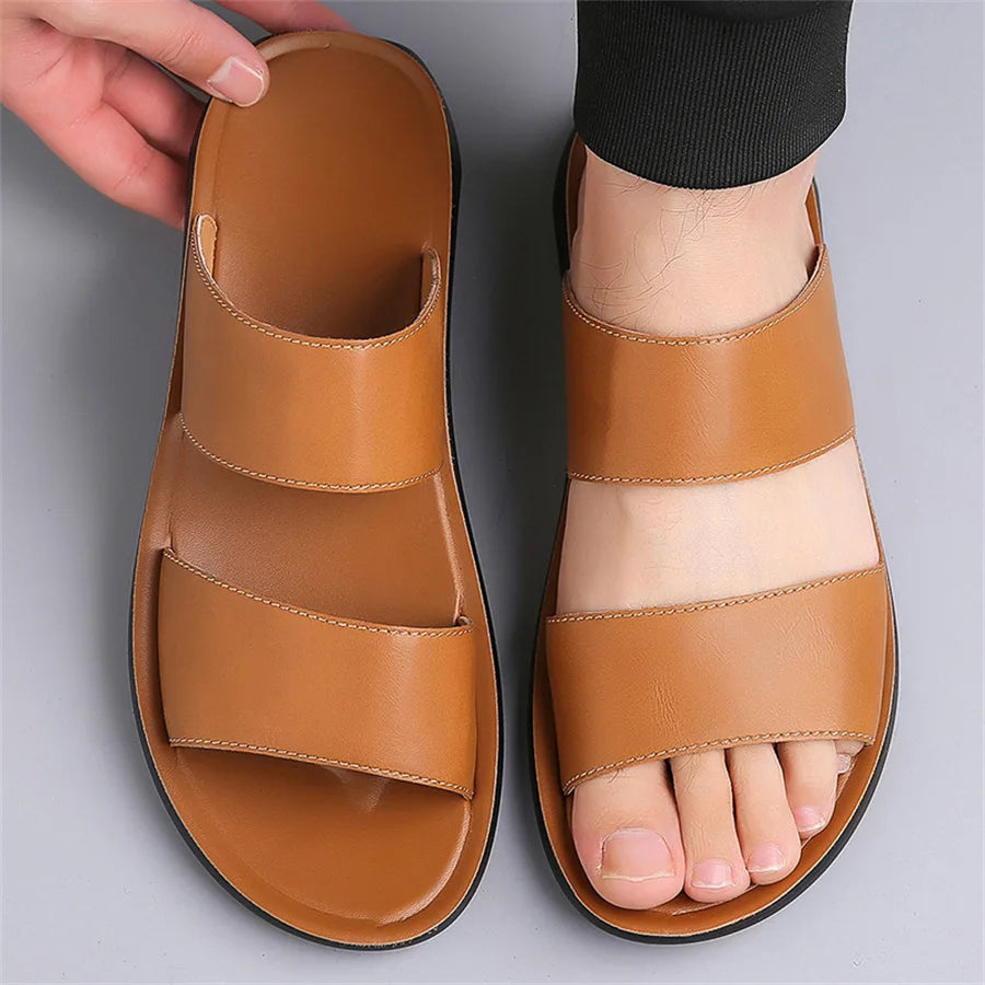 2025 Summer New Men's Slippers Fashion Leather Casual Slipper Outdoor Non Slip Flat Beach Sandals for Men Designer Male Shoes