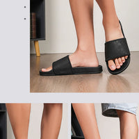 Mens Slides Fashion Summer Luxury Slippers Cushion Beach Solid Slides Indoor Bathroom Anti Slip House Male Sandals