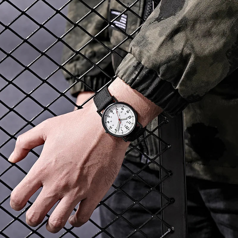 YIKAZE Fashion Men's Watches Luxury Military Men Quartz Watch Canvas Strap Luminous Hands Clock Sports Wristwatch for Man Male
