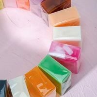 100g pure natural turmeric soap, essential oil soap, handmade soap for cleansing, bathing, deep cleansing, skincare, moisturizin