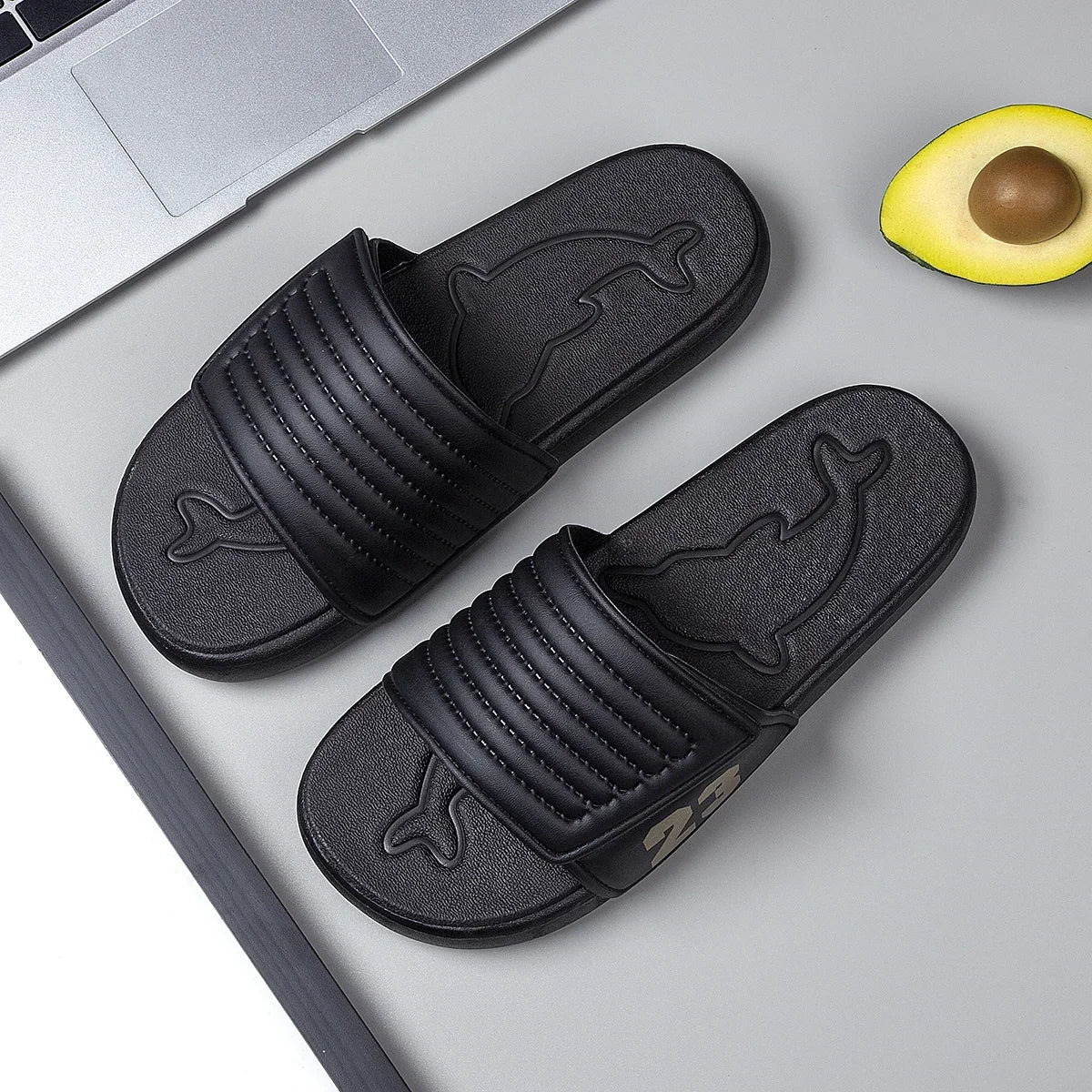 Summer Men's Sandals Fashionable Casual Beach Holiday Slippers Men's Lightweight Shoes New Outdoor Comfortable Casual Sandals