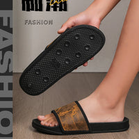 Mens Slides Fashion Summer Luxury Slippers Cushion Beach Solid Slides Indoor Bathroom Anti Slip House Male Sandals