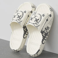 QYCKABY Fashion Printing Mens Slipper Trend Home Slides 2025 New Sandals Anti slip Cosy Soft Shoes Unisex Flip Flops Indoor Flat