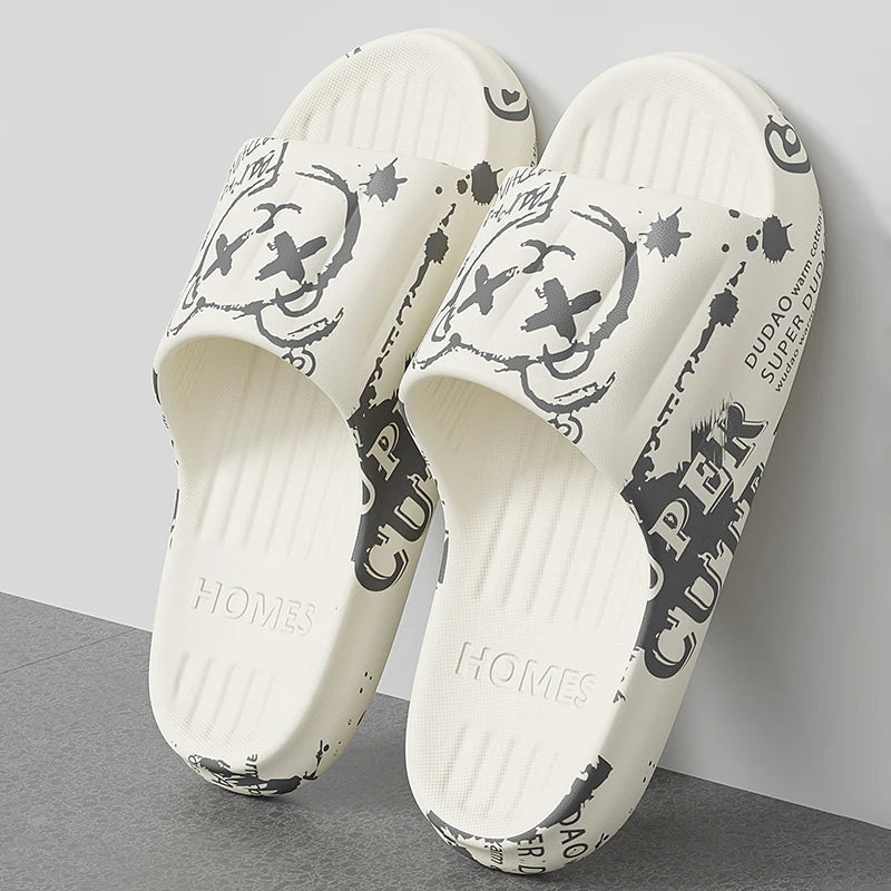 QYCKABY Fashion Printing Mens Slipper Trend Home Slides 2025 New Sandals Anti slip Cosy Soft Shoes Unisex Flip Flops Indoor Flat