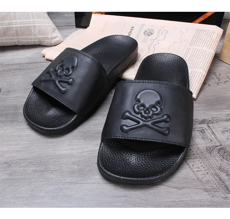 2025 New Arrival Men Genuine Leather Skull Slippers Men's Solid Flat Non-slip Rubber Soles Metal Skull Slides Unisex