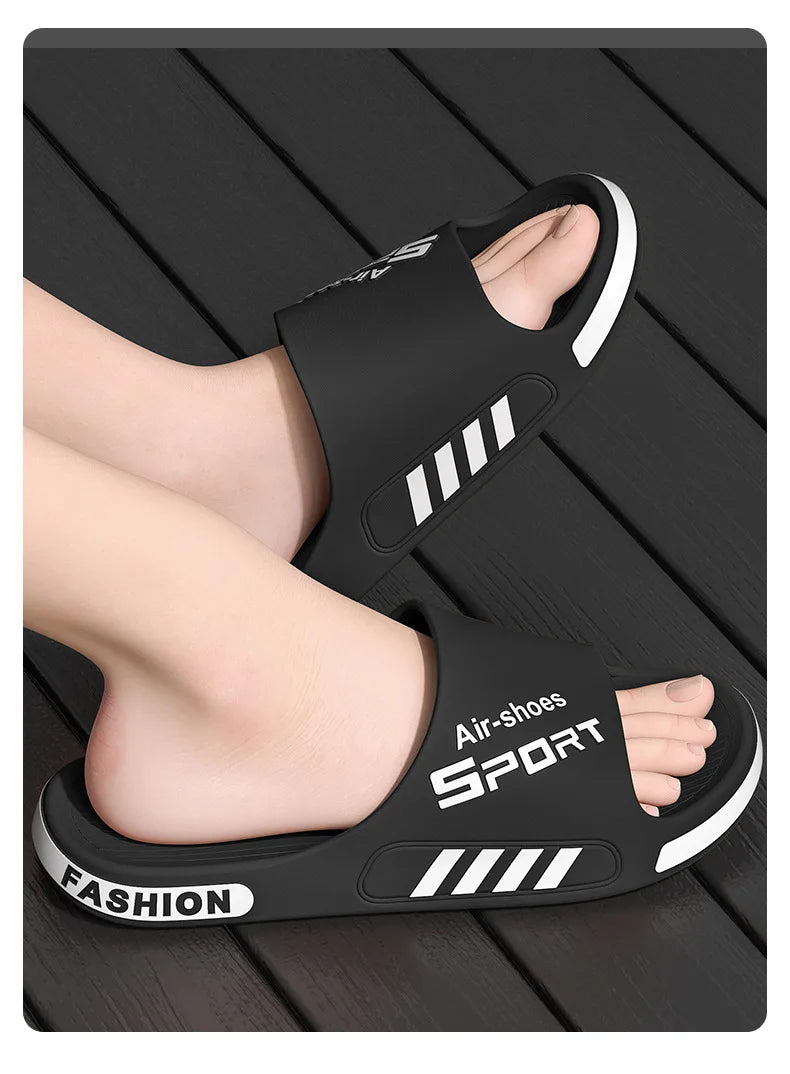 Fashion Men's Slippers Soft Sole Non-slip Men Flip Flops Comfortable Large Size Outdoor Beach Sandals Man Home Bathroom Slippers