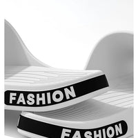 Fashion Men's Slippers Soft Sole Non-slip Men Flip Flops Comfortable Large Size Outdoor Beach Sandals Man Home Bathroom Slippers