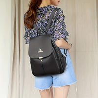 Chic & Stylish Women's Backpack: Solid Faux Leather, Secure Zipper, Metal Accents – Perfect for School and Travel